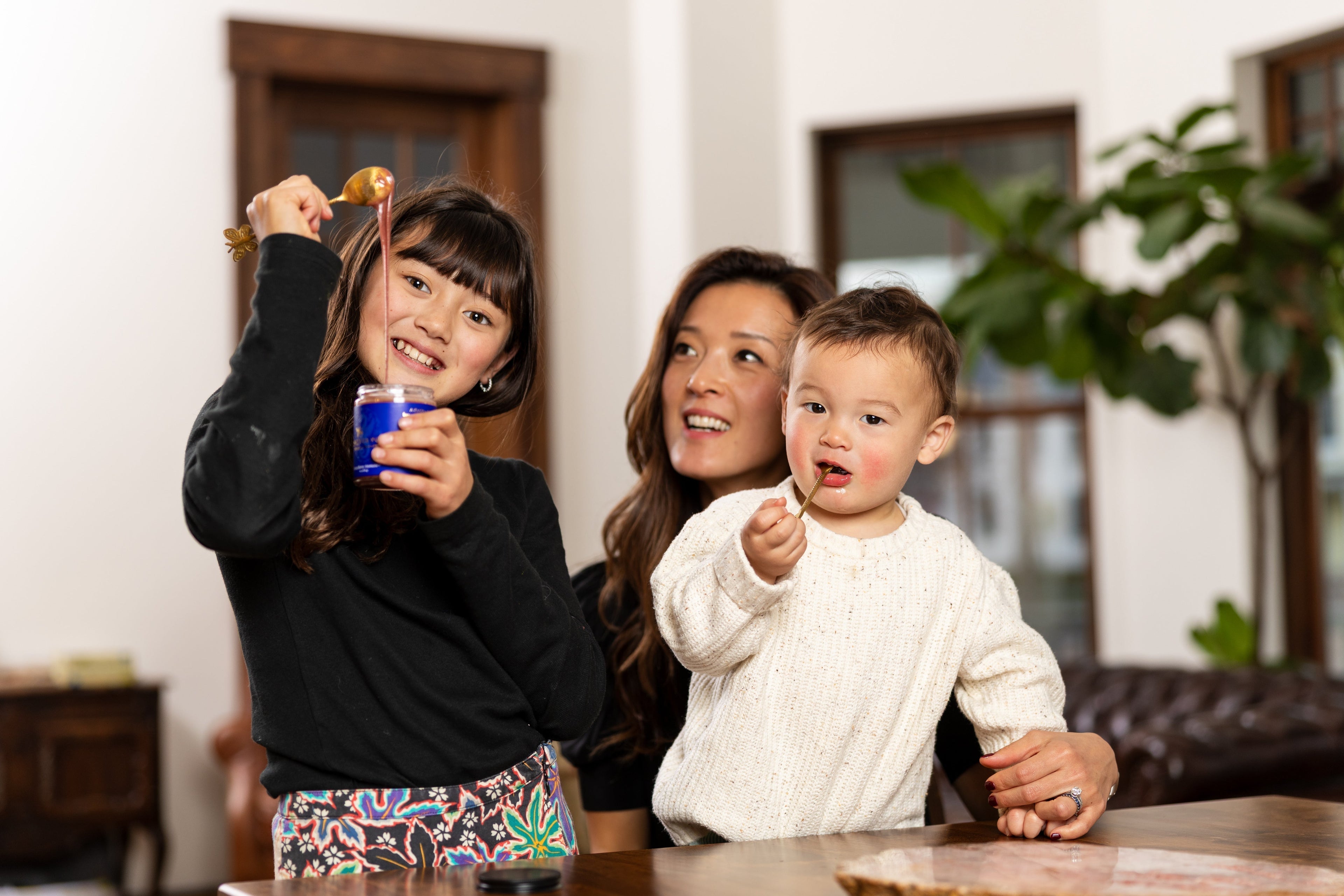  ZSAZA founder Danhee Bhakta with her family in Vermont — the story behind ZSAZA honey-based immune support for children